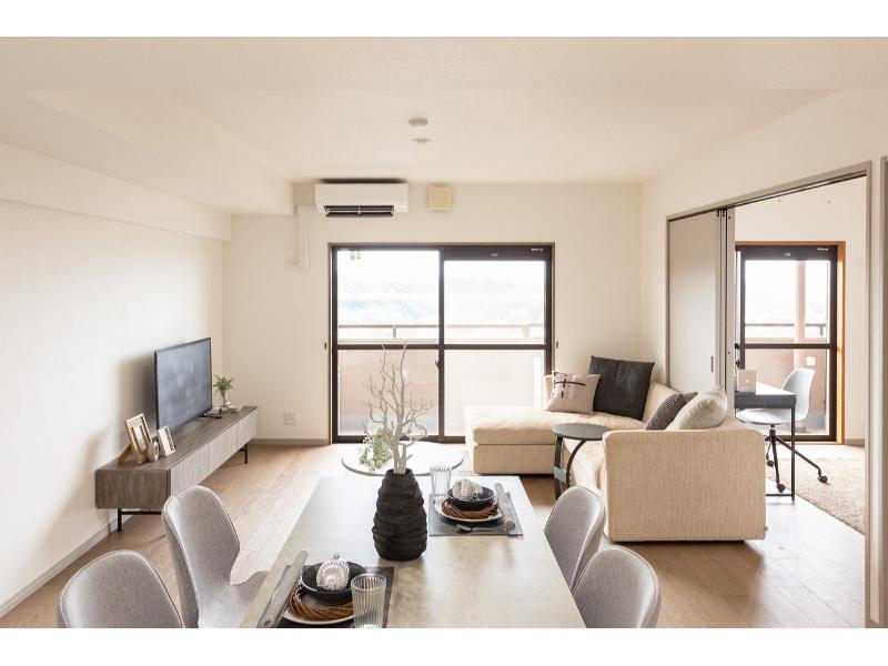 ●7階住戸ならではの明るさと眺望！広さが生みだす開放感！