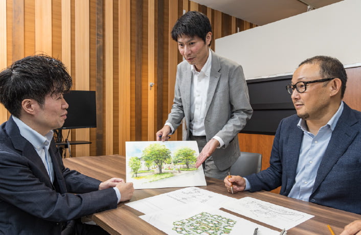 街区中央付近に設けられた街区内公園（2025年10月撮影）